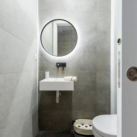 Beautiful Up To 6 Guests - *